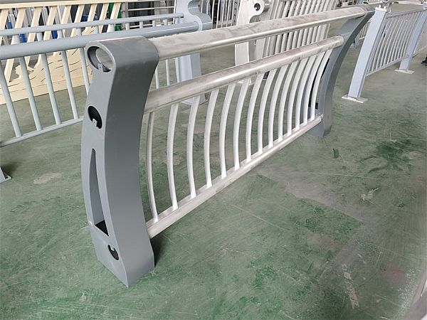 鋁合金護欄